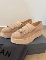 Hogan Loafer Schuhe Damen Gr. 38,5 NEU Nordrhein-Westfalen - Neuss Vorschau