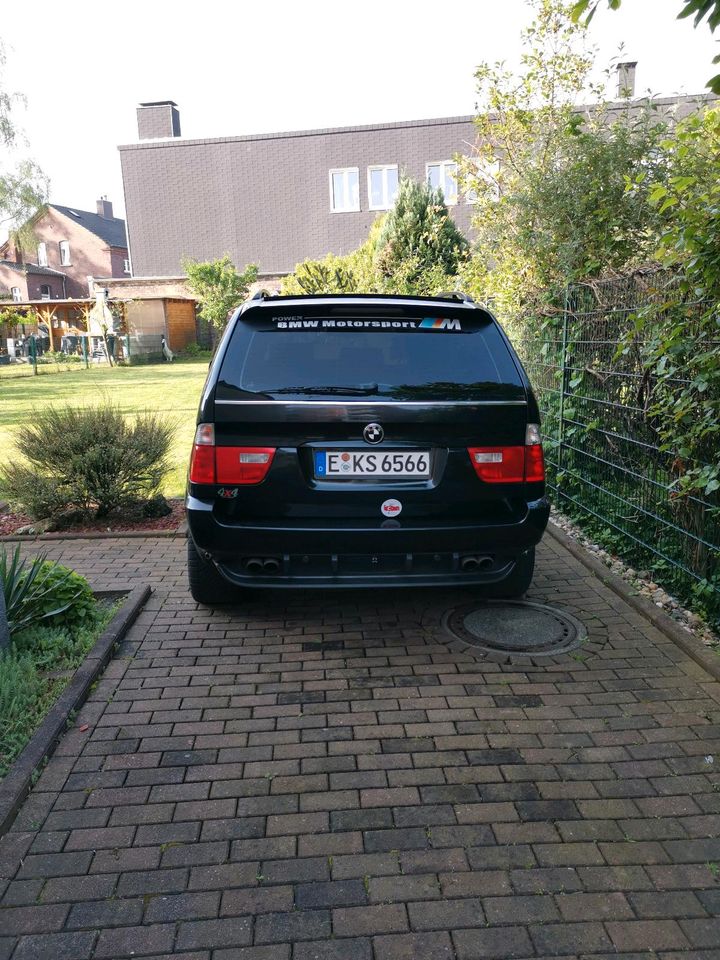 Tausche  BMW x5 e53 (4,4L) in Essen