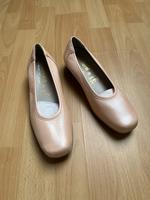 Rosa Schuhe Vitaform Größe 39 Hessen - Bad Soden am Taunus Vorschau
