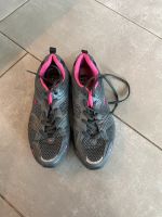 Aldi Carne Sportschuhe Turnschuhe Sneaker grau pink schwarz NEU Nordrhein-Westfalen - Kleve Vorschau