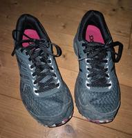 Turnschuhe asics Baden-Württemberg - Heiligenberg Vorschau