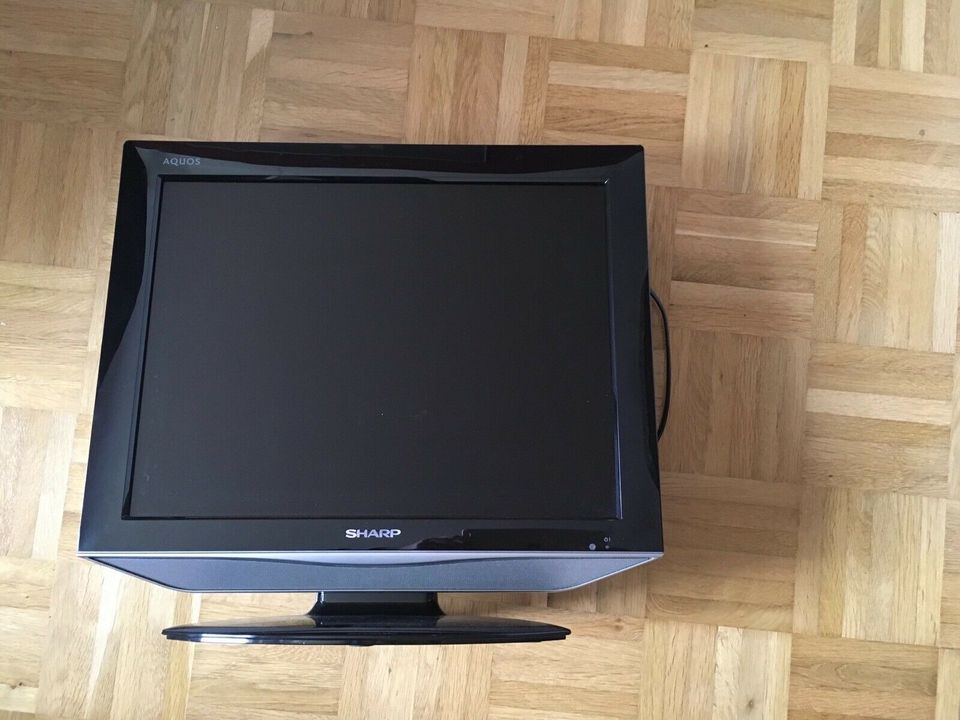 LCD Fernseher Sharp Aquos LC-20S5E in Herten