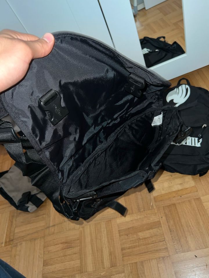 Sport-/Fitnesstaschen Rucksack Umhängetasche Adidas nike fjällräv in Hannover