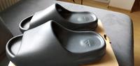 YZY Slide Adidas weiche Pantoletten Bayern - Burgthann  Vorschau