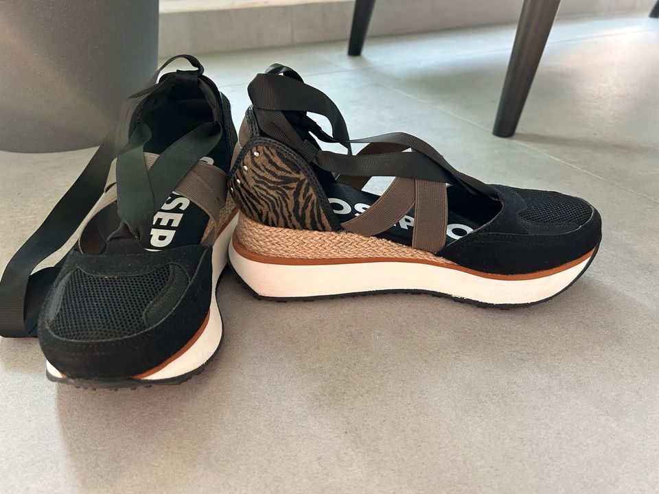Neu! Espadrilles Sneaker/Sandalen von Gioseppo, Größe 38 in Bonn