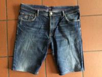 BUGATTI Jeans Short + W 34 + Gr. M-L Düsseldorf - Unterbach Vorschau
