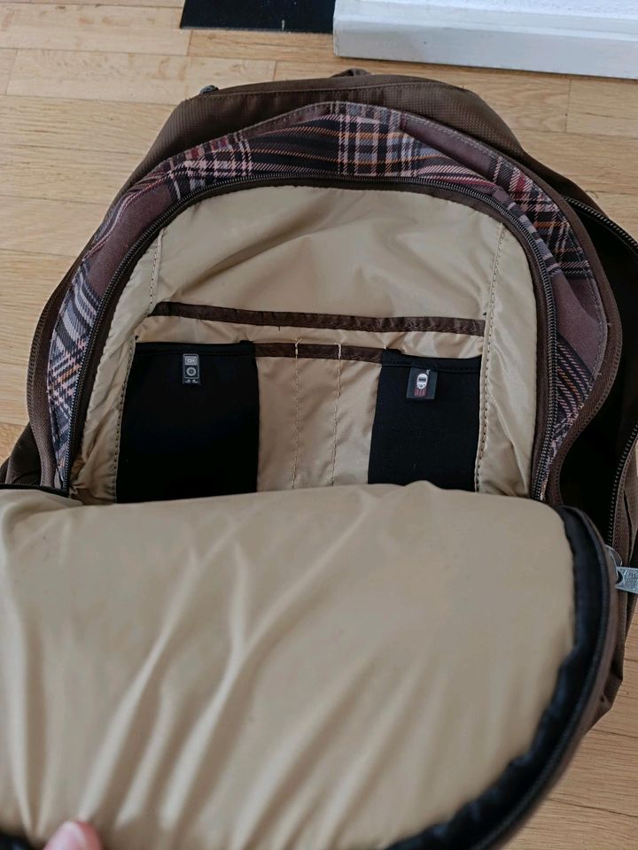 Dakine Rucksack in Rammingen