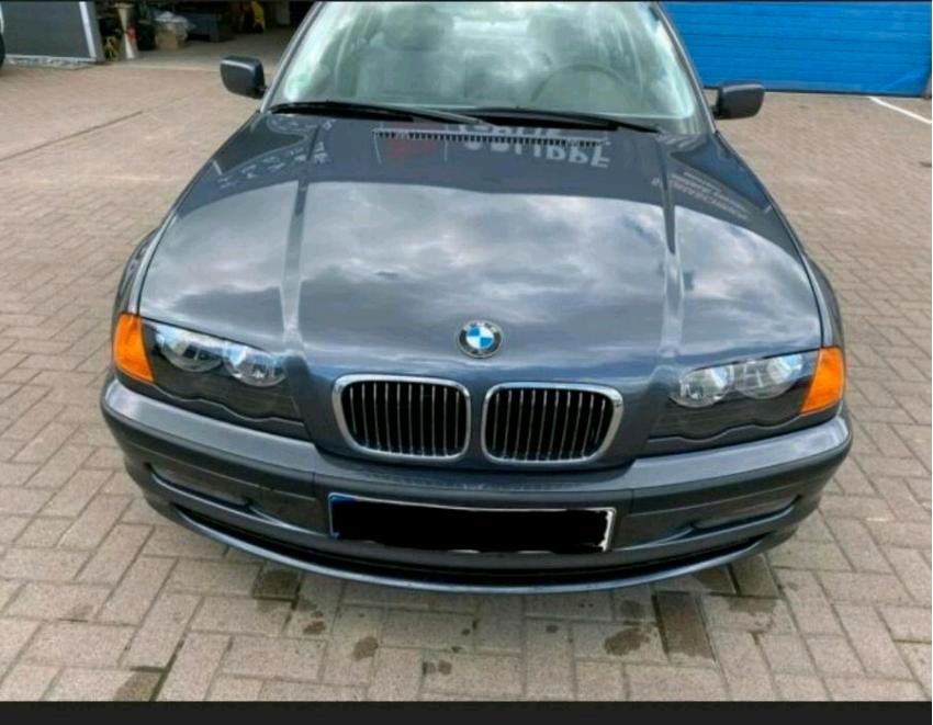 BMW Dreier E46 Kombiinstrument/ Tacho Nr.1036008026 / 1036017005 in Brennberg