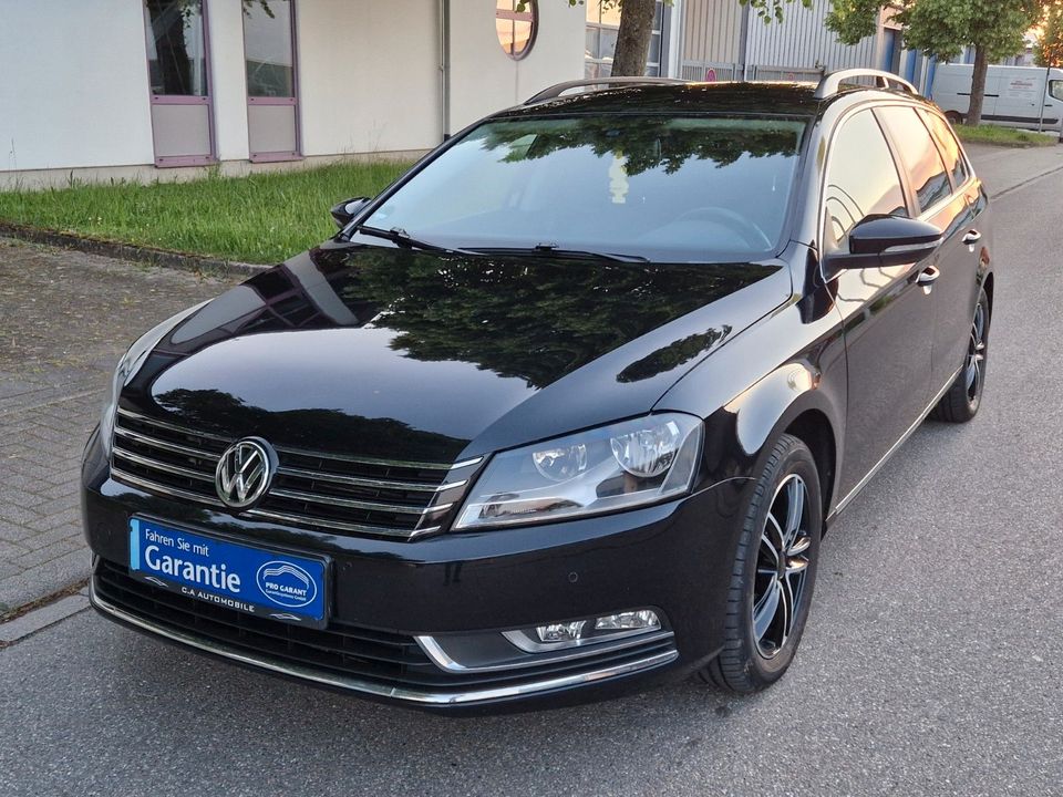 Volkswagen Passat Variant Comfortline BlueMotion TÜV Neu SH in Kippenheim