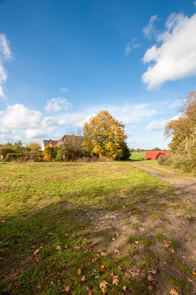 Schönes Grundstück für ein Einfamilienhaus in Feldnähe in 22965 Todendorf in Todendorf