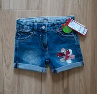 Jeans-Shorts mit Blumenpailletten s.Oliver Gr. 122 NEU Kr. München - Ottobrunn Vorschau