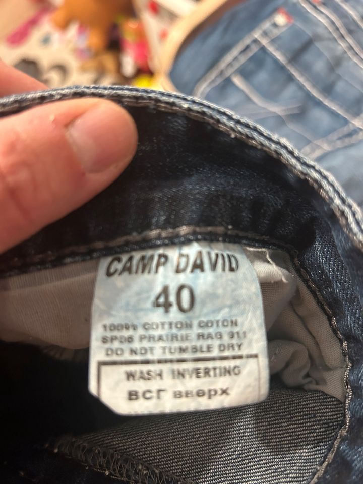 Camp David Hose Größe 40 in Brüheim