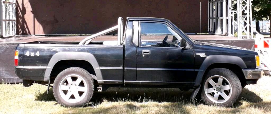 Abbildung des Autos Mitsubishi Maigthy Max