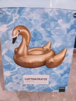 DEPOT Luftmatratze großer Schwan gold Berlin - Mitte Vorschau