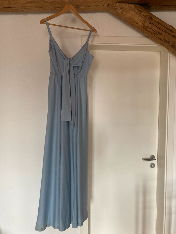 Blaues Brautjungfernkleid Maxikleid Abendkleid asos in Leonberg