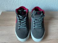 Converse schuhe grau rot Gr. 43 Saarland - Blieskastel Vorschau