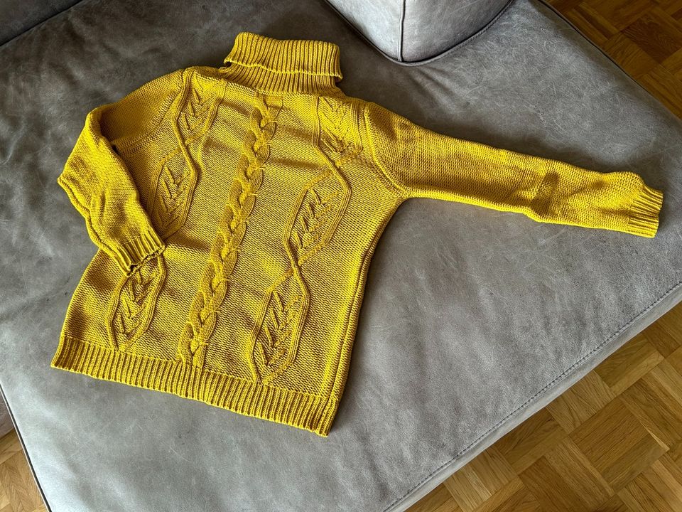 GUESS Strickpulli Strickmuster Rollkragen Pullover Senfgelb GrS/M in Murnau am Staffelsee