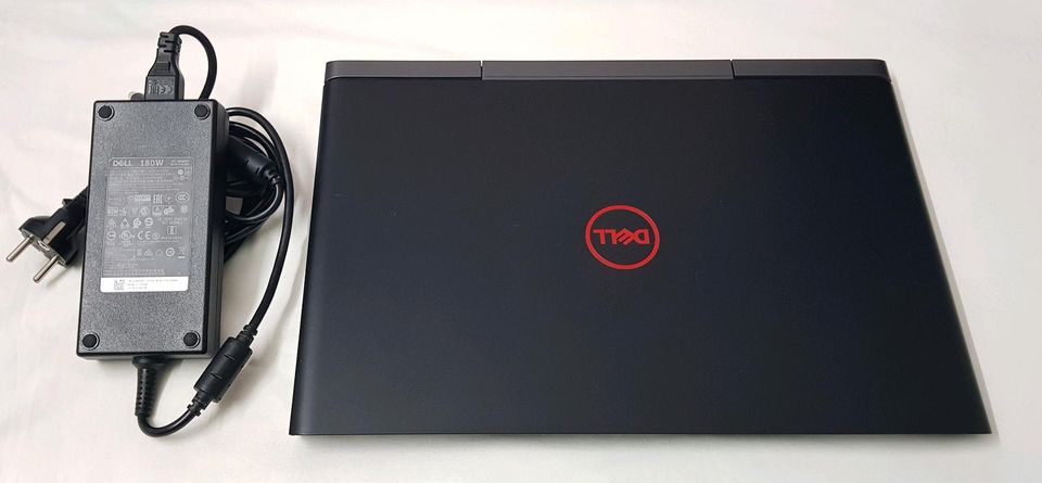 Laptop DELL Gaming P72F. GTX 1060 Max 6GB/intel/16GB/SSD+HDD/15'6 in Düsseldorf