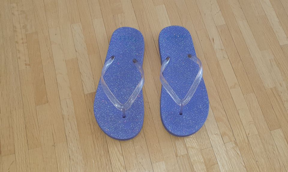 Flip Flop lila-glitzernd für Kinder – Gr. 34 in Jüchen