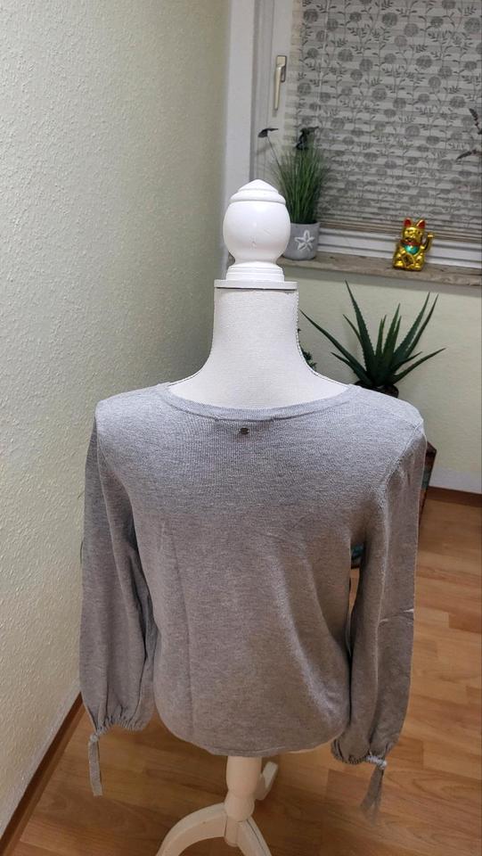 Comma Damenfeinstrickpullover Gr.36 Grau Neuwertig in Braunschweig