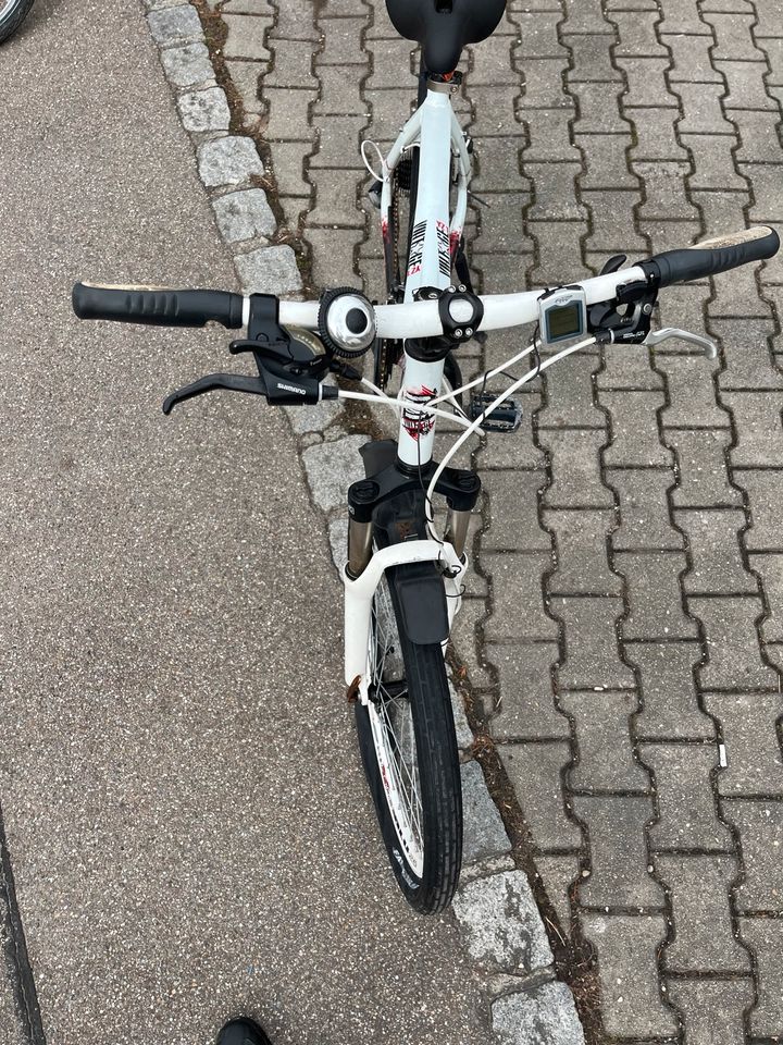 24/26“ Fahrrad für Jungen und Mädchen in Meitingen