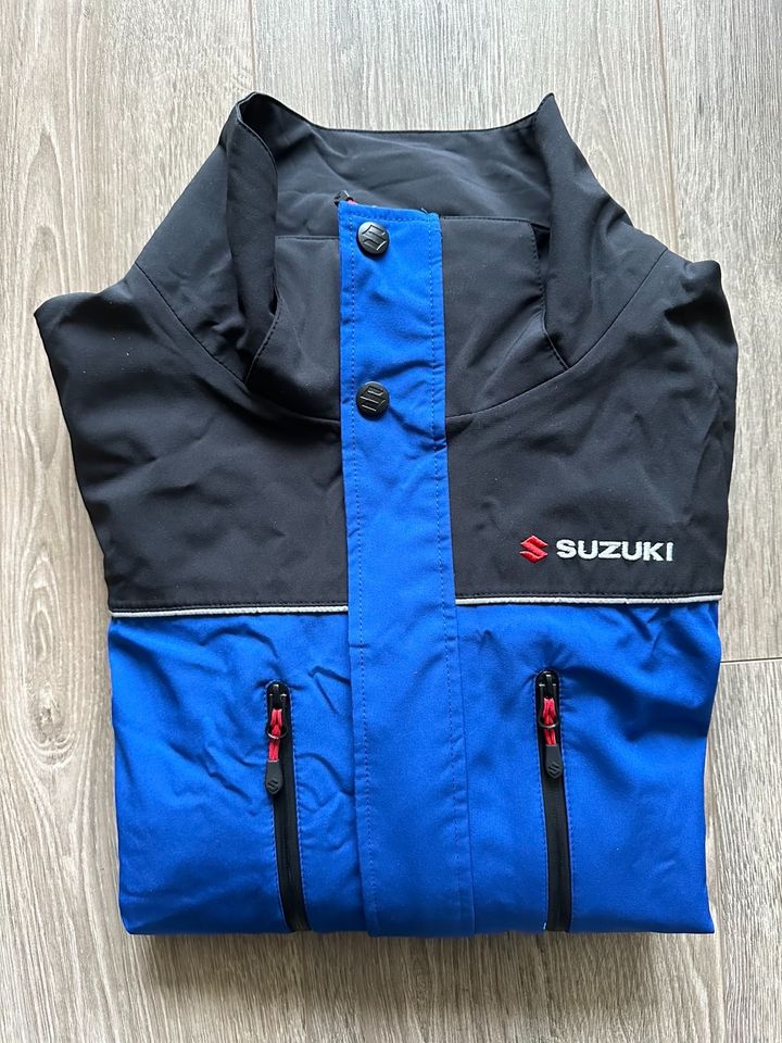 SUZUKI Collection Team Jacke Gr. L / blau-schwarz in Schwelm