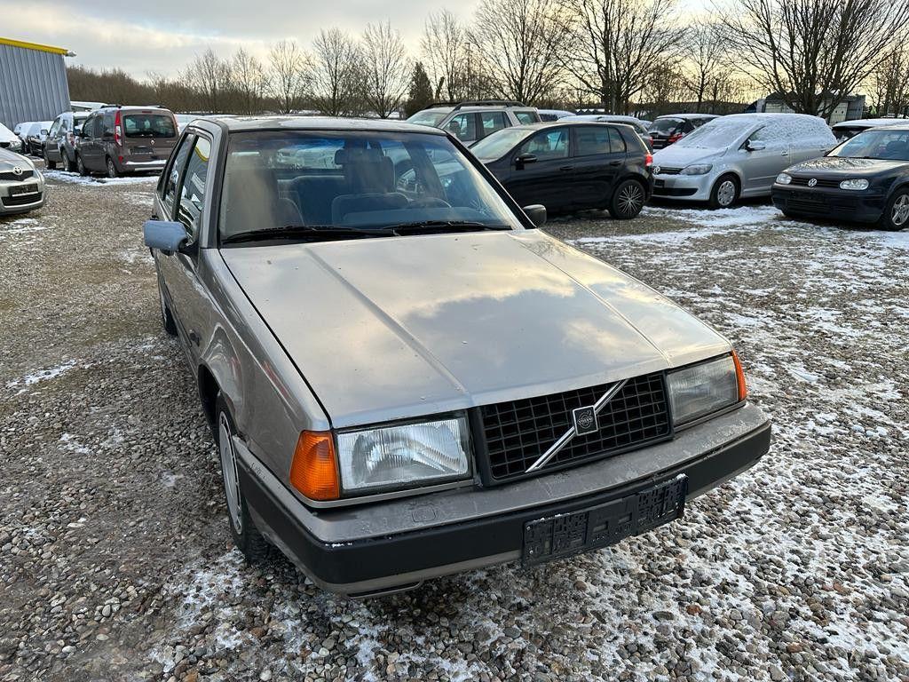 Abbildung des Autos Volvo 440 GL HU&#x2F;AU …