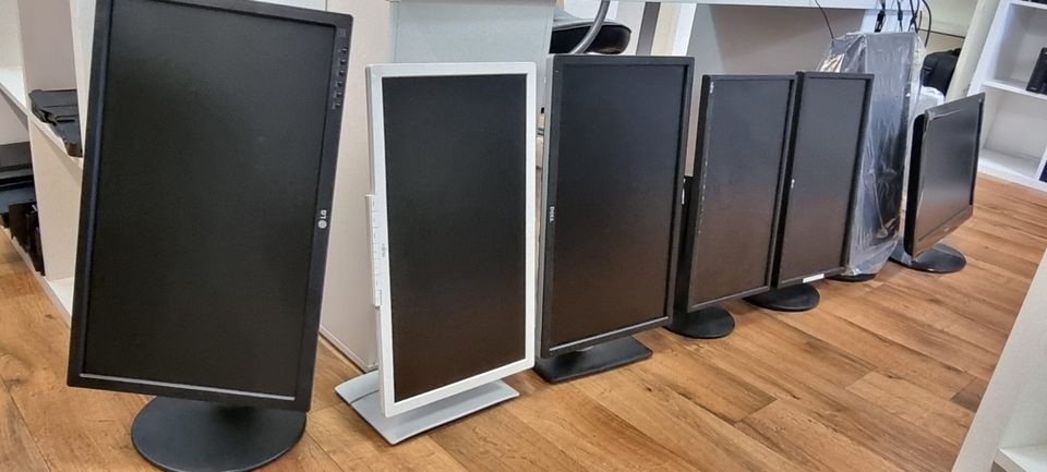 Monitore in diversen Größen Fujitsu, Dell, BenQ z.b  22", 24" in Flensburg