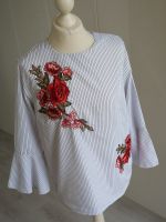 Blusenshirt 3/4 Arm weiß schwarz gestreift mit Rosen Stickerei Sachsen-Anhalt - Magdeburg Vorschau