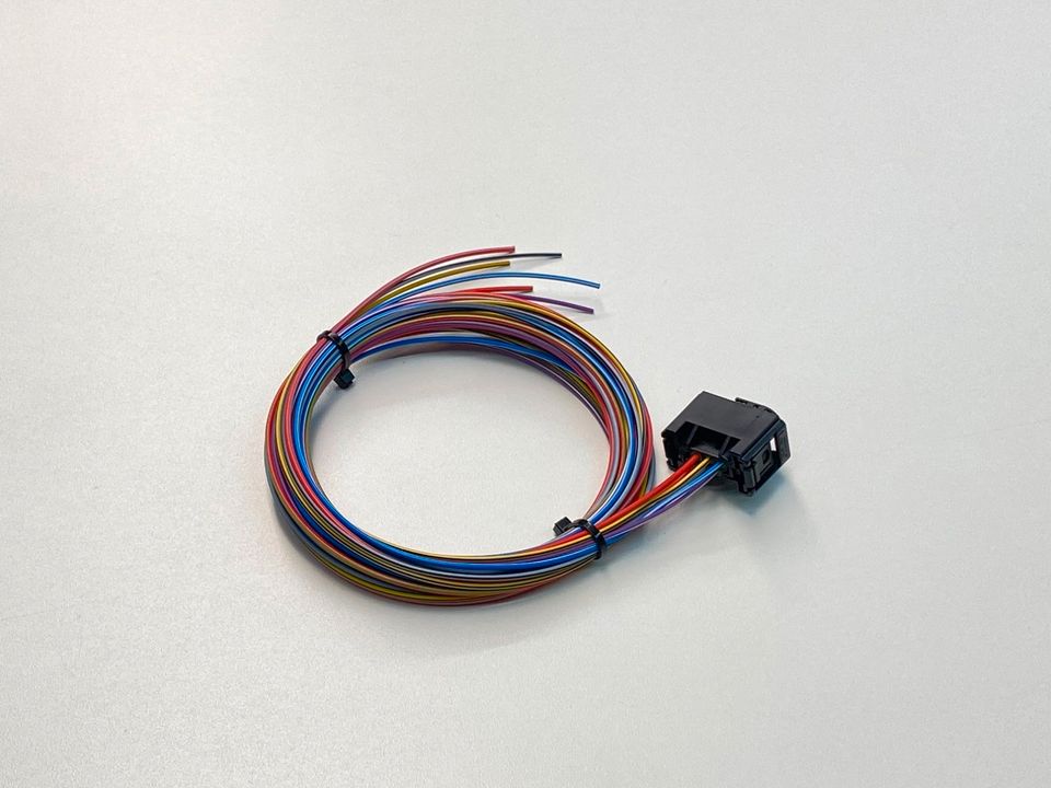Stecker Connector 6-polig Bosch Drosselklappen mit 1,8m Kabel in  Nordrhein-Westfalen - Attendorn, Tuning & Styling Anzeigen