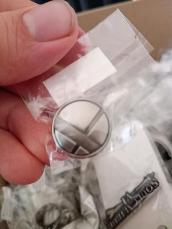 Super Smash Bros Ultimate Metal Pin, Exklusiv 2018 Sammlerstücke in Köln