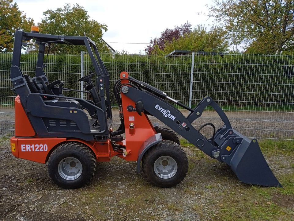 Everun ER1220 Hoflader Hub 1,2 to Kubota Motor Euro V SBF in Brockscheid