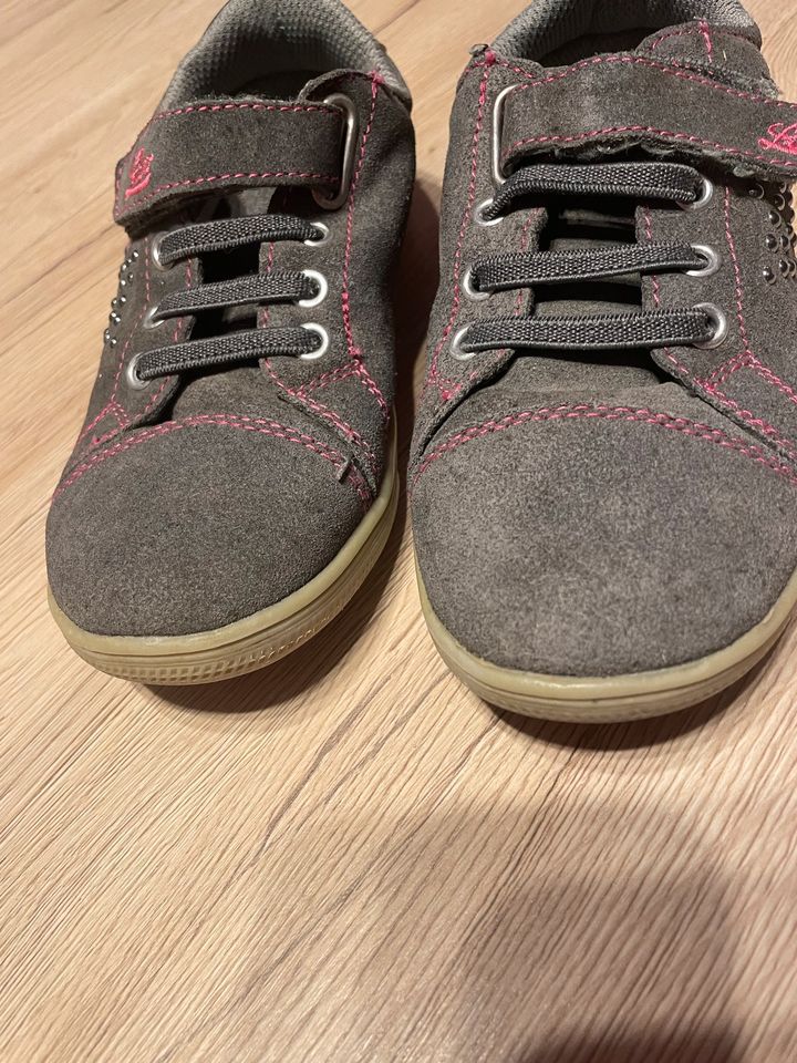 Schuhe Turnschuhe Sneaker Klettverschluss Lico Gr.30 in Burkhardtsdorf