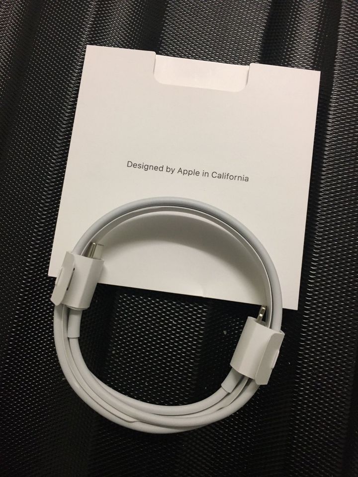iPhone Ladekabel Charging Cable 12 13 14 Pro Max USB-C Lightning in St. Wendel