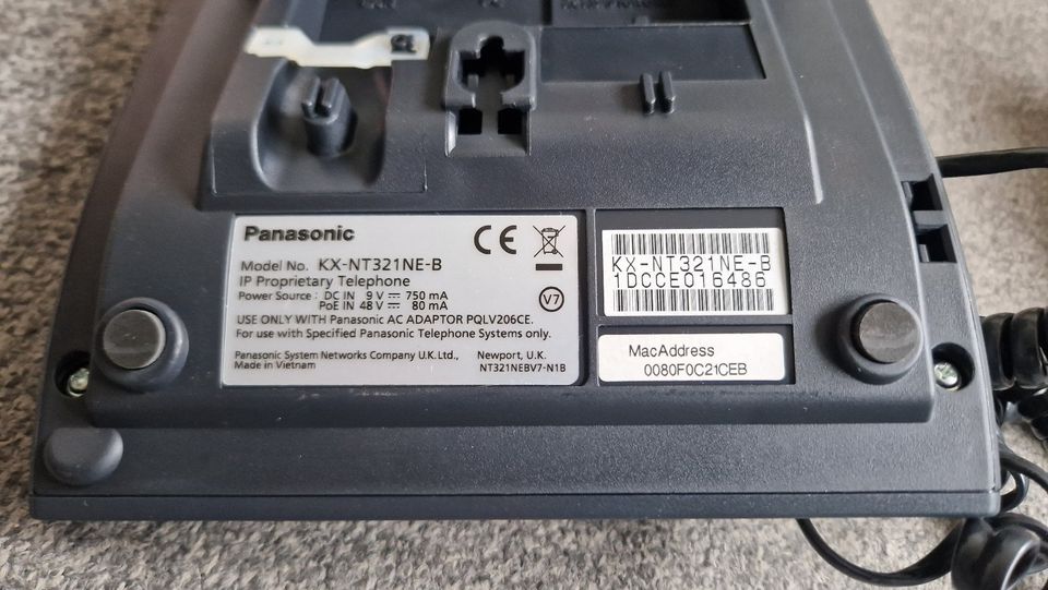 Panasonic KX-NT321NE-B Telefon IP-Telefon schwarz Festnetz in Hamburg