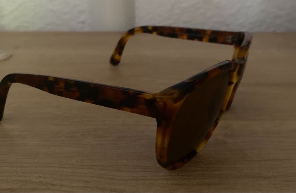 Schöne Ralph Lauren Herren Sonnenbrille in Büchen