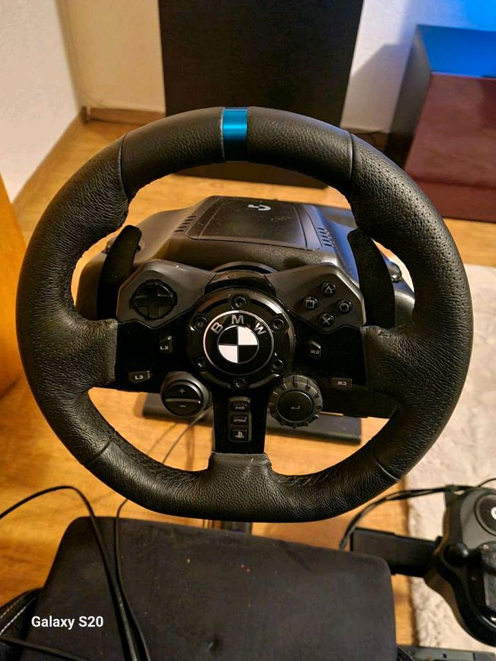 Logitech G923 TrueForce PS5/PC in Pohlheim