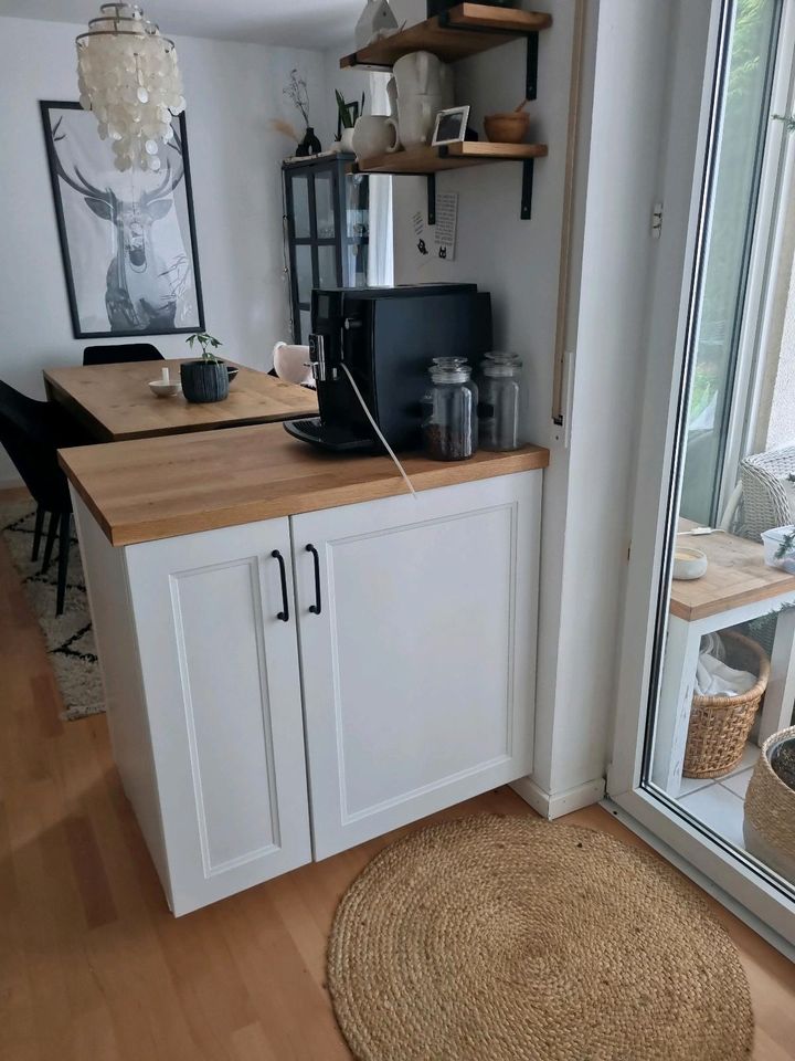 Neuwertige Küche von Ikea in Eschau