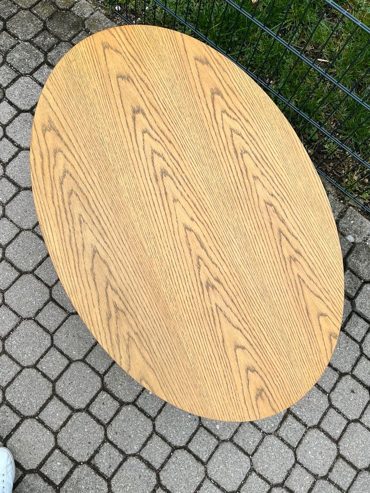 Couchtisch Oval aus Eiche in München