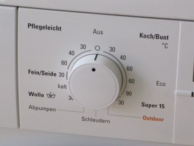 ⭐⭐️⭐️⭐⭐SIEMENS WM 12E3F3 ✔18 Monate Garantie✔ Waschmaschine ✔ in Berlin
