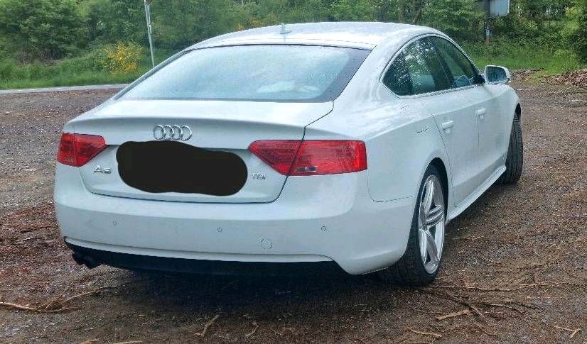 Audi a5 8t 2.0 tdi in Wiehl