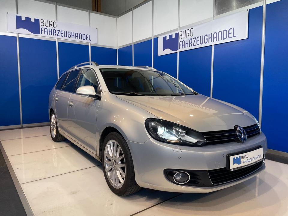 Volkswagen Golf VI Variant Highline 1.Hand *Bi-Xen*AHK*Pano in Nersingen