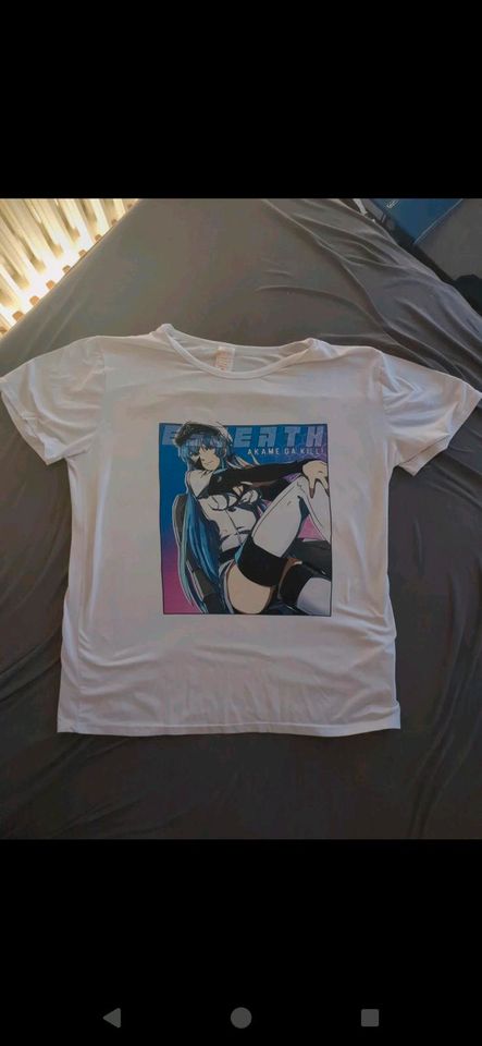 Anime Akame Ga Kill T-Shirt Esdeath T-Shirt Größe XL in Raisdorf