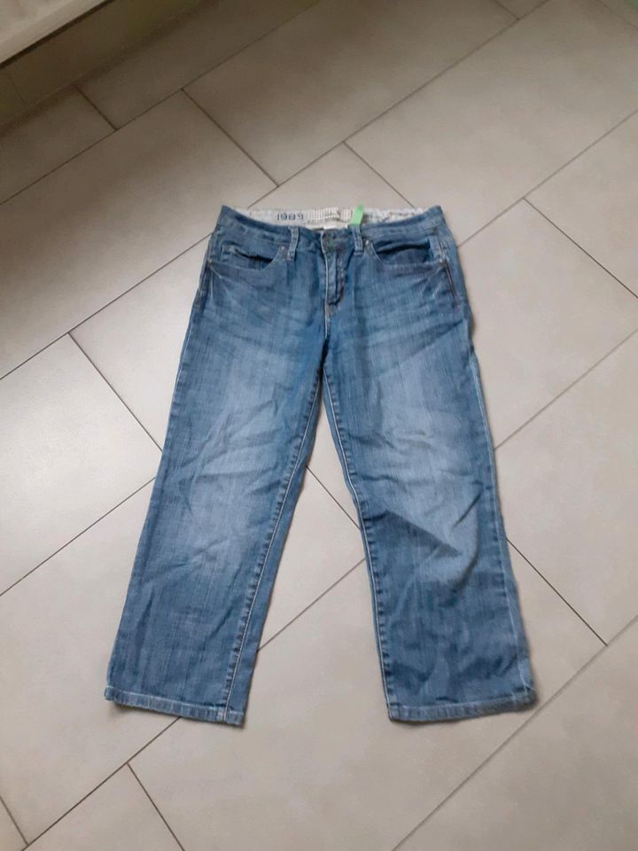 Jeans_Jeanshose_3/4-Jeans_Street One *blau*Größe 28(M) in Gifhorn