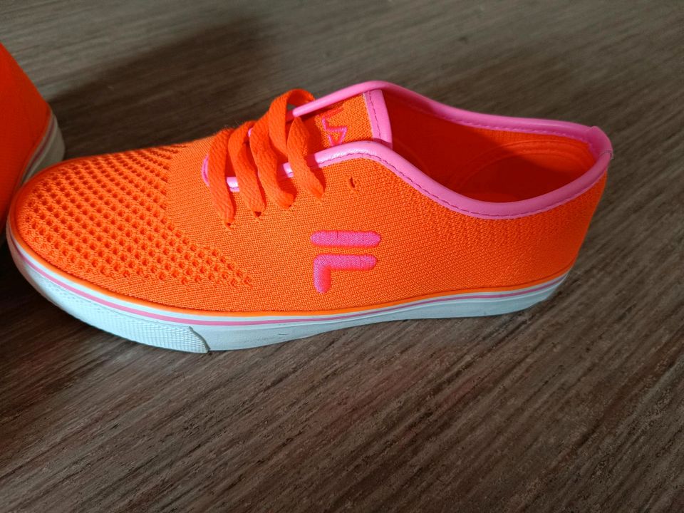 FILA  Schuhe  in Neon Orange in Bamberg