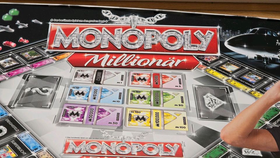 Spiel Monopoly Diamant  wenig genutzt in Berlin