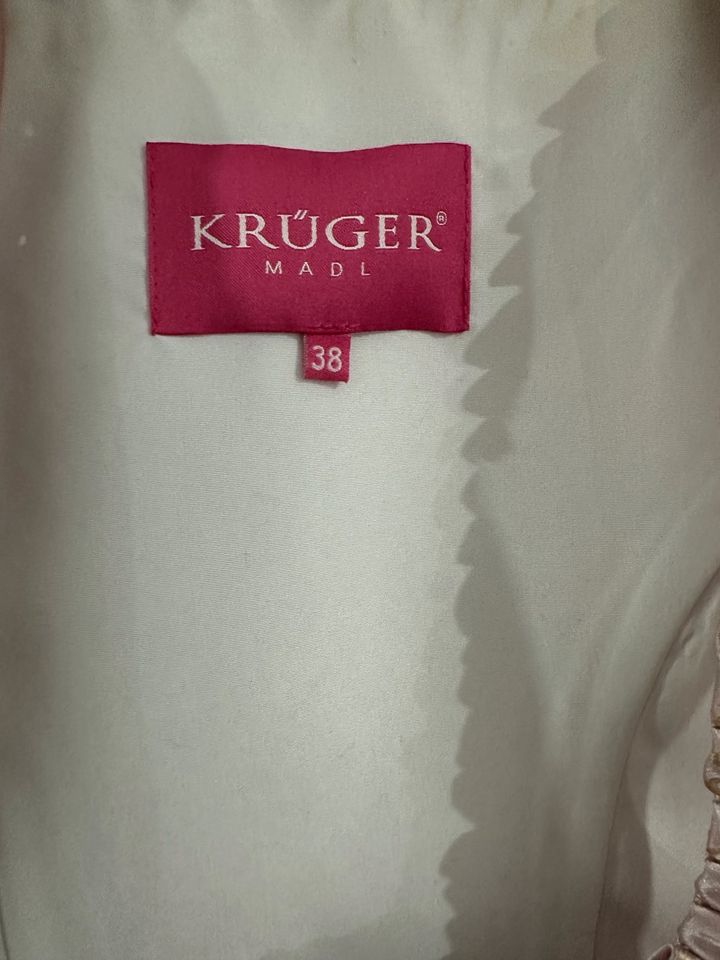 Krüger Dirndl in Holzgerlingen