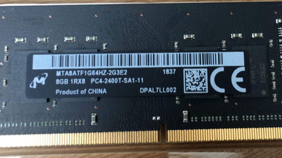 2* MICRON 8GB SO-DIMM DDR4 Arbeitsspeicher in Neuruppin