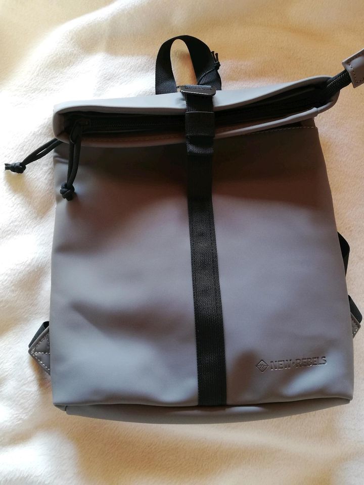 New Rebels Rucksack neu in Osterode am Harz