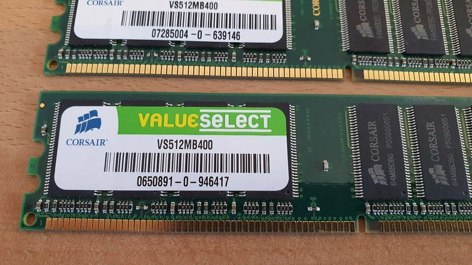 CORSAIR Speicher Memory RAM 512-MB-DDR-Speicher 400 MHz 4x 512MB in Pleidelsheim